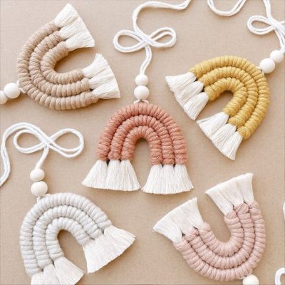 Sabato 15 aprile – LABORATORIO CREATIVO – Arcobaleni in Macramè