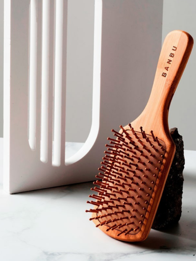 Spazzola per capelli in bambù e gomma naturale