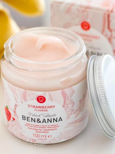 Dentifricio in vasetto alla fragola con fluoro – bambini