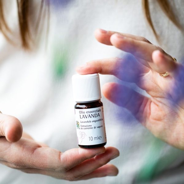 Olio essenziale di Lavanda - puro al 100% - immagine 2