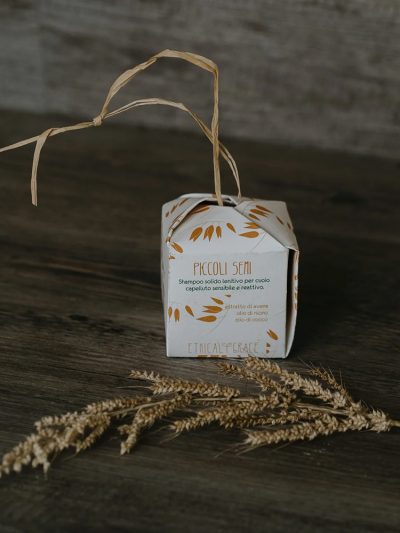 Shampoo + balsamo solido 2 in 1 – Cuoio capelluto sensibile – Piccoli semi