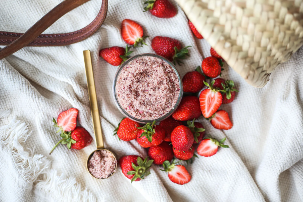 Scrub corpo allo zucchero - Strawberry cream - immagine 2