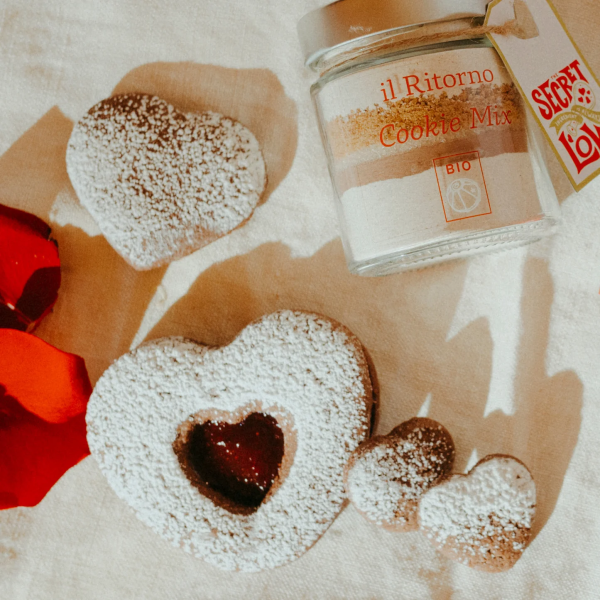 Box COOKIE DATE - Kit per biscotti a forma di cuore - immagine 7