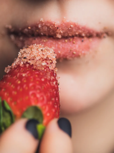 Scrub labbra allo zucchero – Juicy