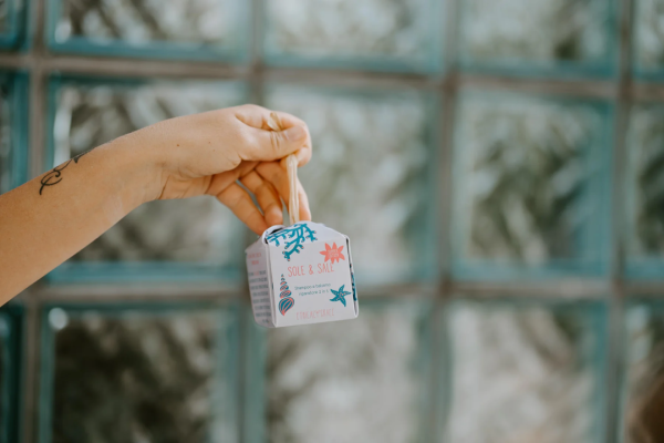 Shampoo e balsamo solido 2in1 estivo -  Sole & Sale