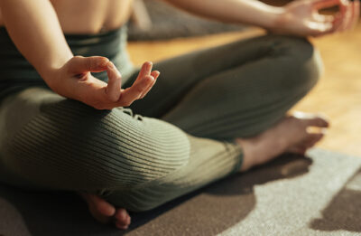 Domenica 10 maggio 2026 – Pratica di yoga consapevole: l’importanza dei piccoli gesti